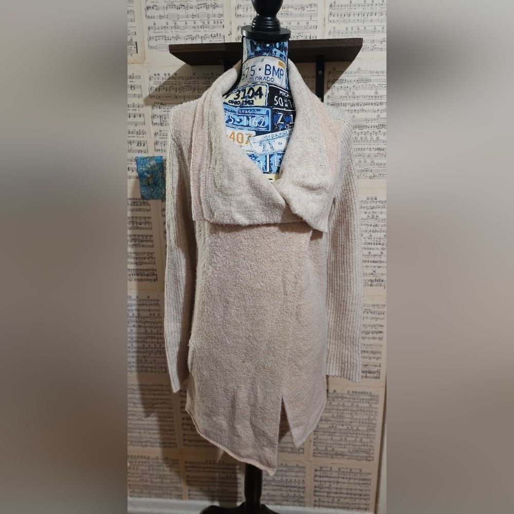 La Fee Verte Cream Pink Knit Long Cardigan Medium